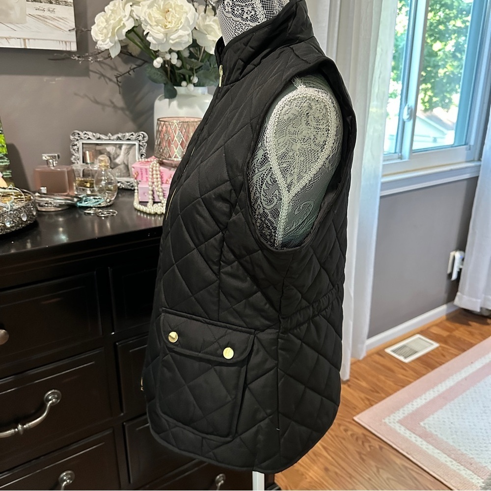 St. John’s Bay Quilted Black Puffer Vest with Gold Zip & Pockets Size M - Picture 7 of 14